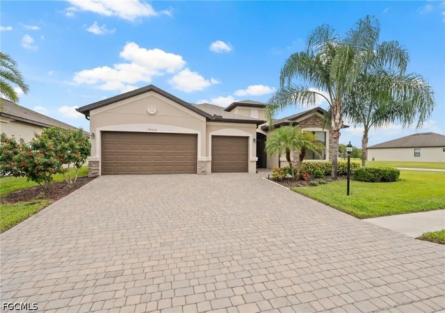 Photo 3 of Single family home for sale at 14520 Mindello Dr, Fort Myers, FL 33905 | MLS# 2026040303 | Listing updated on 2026-09-30