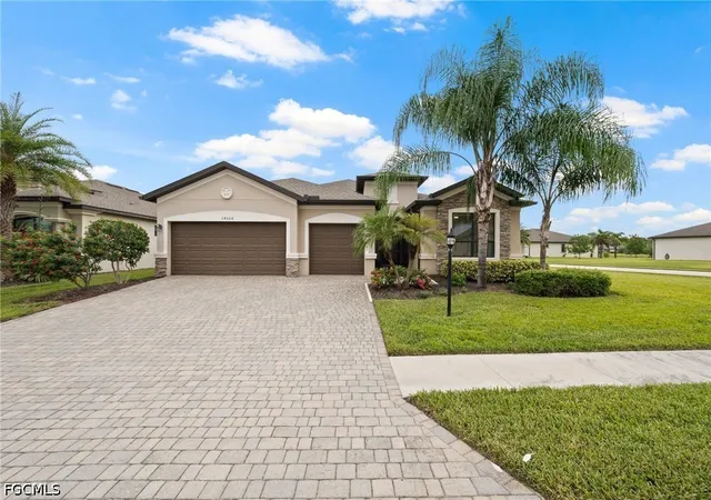 Photo 4 of Single family home for sale at 14520 Mindello Dr, Fort Myers, FL 33905 | MLS# 2026040303 | Listing updated on 2026-09-30