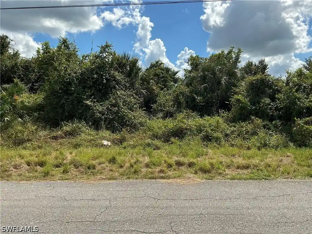 Land for sale at 2711 33rd Street SW, Lehigh Acres, FL 33976 | MLS# 226034537