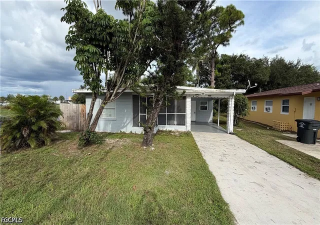 Photo 1 of Single family home for sale at 2835 Evans Ave, Fort Myers, FL 33901 | MLS# 2026040394 | Listing updated on 2026-10-01