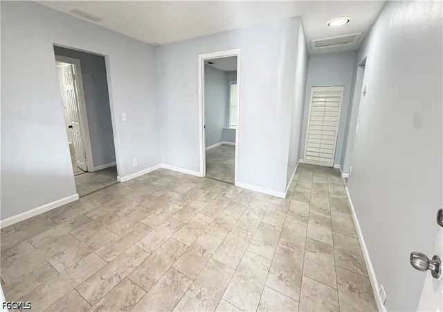 Photo 4 of Single family home for sale at 2835 Evans Ave, Fort Myers, FL 33901 | MLS# 2026040394 | Listing updated on 2026-10-01