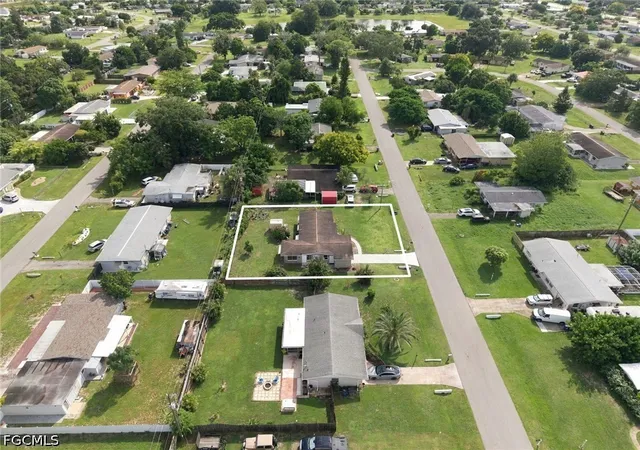 Photo 3 of Sale Pending at 401 Penn Rd W, Lehigh Acres, FL 33936 | MLS# 2026040411 | Listing updated on 2026-09-29