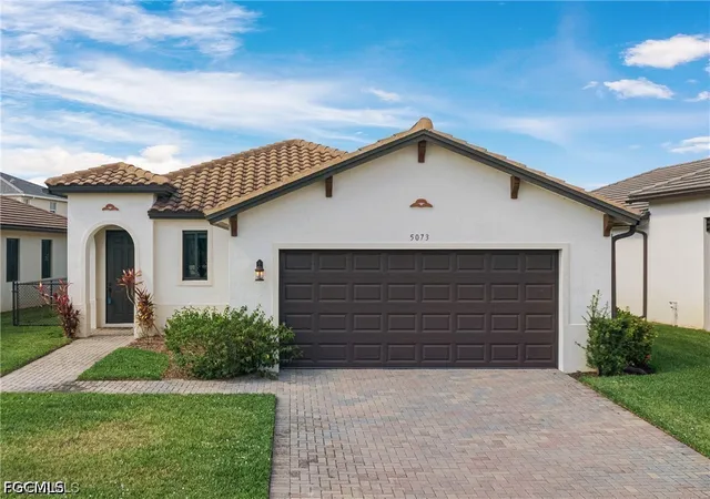 Photo 3 of Single family home for sale at 5073 Arancia Ln, Ave Maria, FL 34142 | MLS# 2026040421 | Listing updated on 2026-10-08