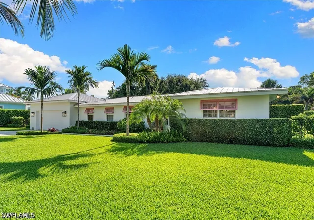 Photo 1 of Single family home for sale at 444 3rd Street N, Naples, FL 34102 | MLS# 226034533 | Listing updated on 2026-09-30