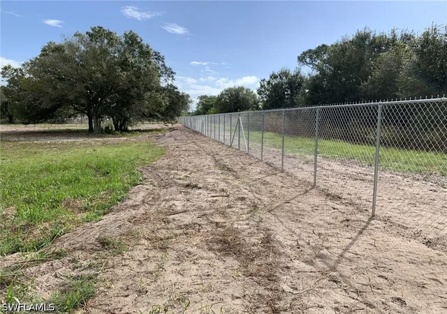 Photo 1 of Land for sale at 615 N Arboleda St, Clewiston, FL 33440 | MLS# 226034027 | Listing updated on 2026-09-25