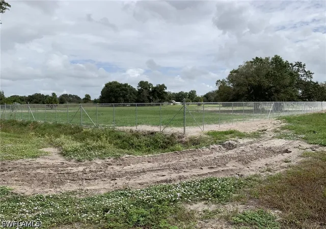 Photo 3 of Land for sale at 615 N Arboleda St, Clewiston, FL 33440 | MLS# 226034027 | Listing updated on 2026-09-25
