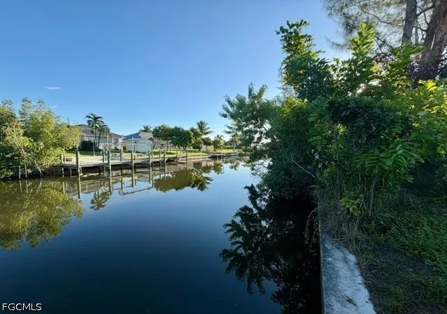 Photo 3 of Sale Pending at 315 Se 29th Terrace, Cape Coral, FL 33904 | MLS# 2026040454 | Listing updated on 2026-10-06
