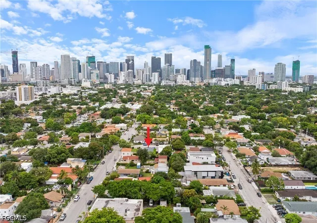 Photo 3 of House for sale at 1112 Southwest 11th Ave, Miami, FL 33129 | MLS# 2026040514 | Listing updated on 2026-09-30