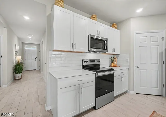 Photo 4 of Single family home for sale at 20268 Camino Torcido Loop, North Fort Myers, FL 33917 | MLS# 2026040520 | Listing updated on 2026-10-03