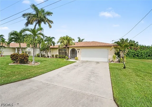 Photo 3 of Single family home for sale at 233 Se 31st Street, Cape Coral, FL 33904 | MLS# 2026040527 | Listing updated on 2026-09-25