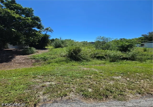 Photo 2 of Land for sale at 5523 Thomas St, Bokeelia, FL 33922 | MLS# 2026040567 | Listing updated on 2026-09-27