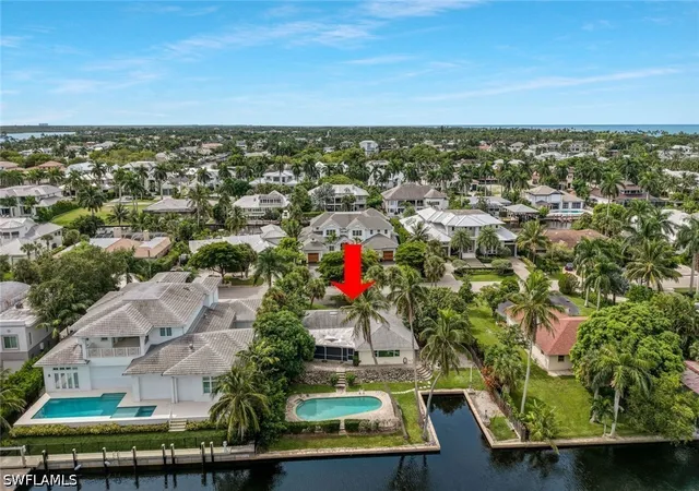 Photo 2 of Sale Pending at 499 16th Avenue S, Naples, FL 34102 | MLS# 226034587 | Listing updated on 2026-10-08