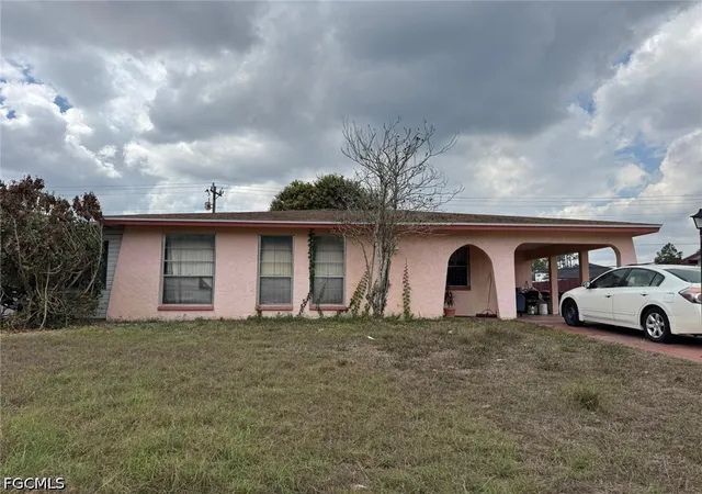 Photo 1 of Single family home for sale at 320 Inwood Ave S, Lehigh Acres, FL 33936 | MLS# 2026040595 | Listing updated on 2026-09-26