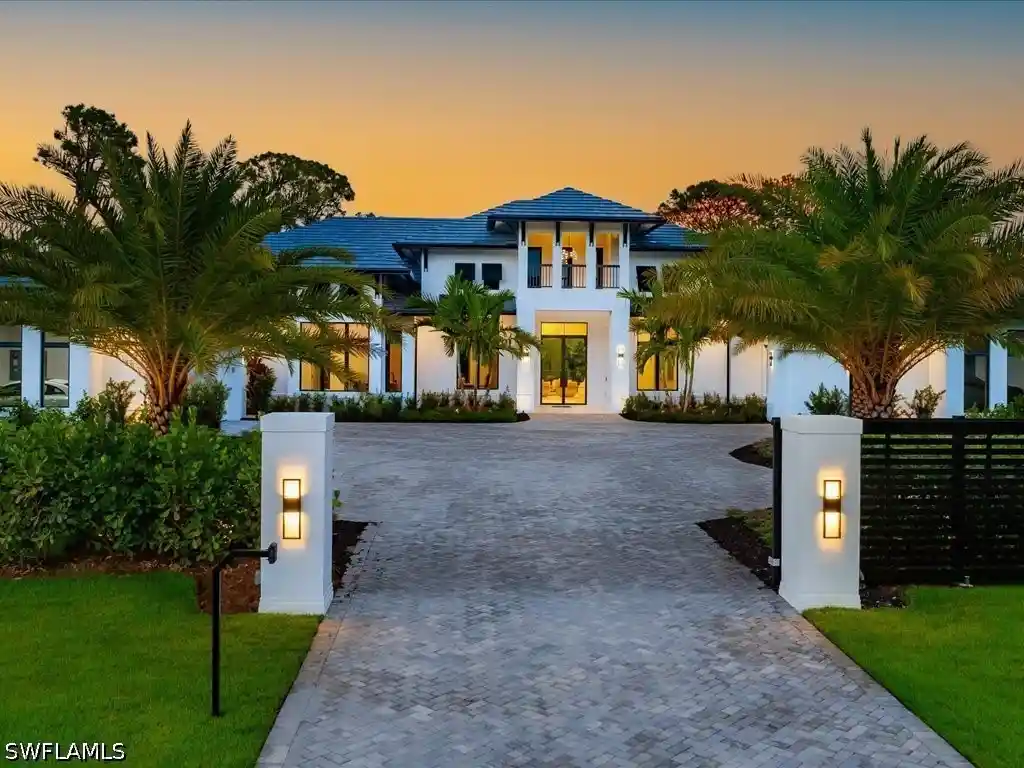 Photo 1 of Mansion for sale at 500 Ridge Dr, Naples, FL 34108 | MLS# 226034368 | Listing updated on 2026-10-27