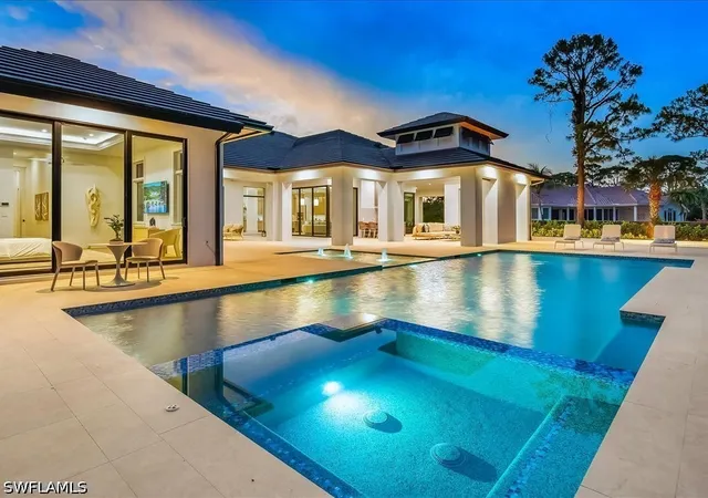 Photo 3 of Mansion for sale at 500 Ridge Dr, Naples, FL 34108 | MLS# 226034368 | Listing updated on 2026-10-08