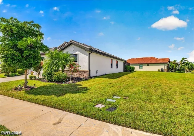 Photo 2 of Sale Pending at 11550 Shady Palm Way, Fort Myers, FL 33913 | MLS# 226034296 | Listing updated on 2026-10-04