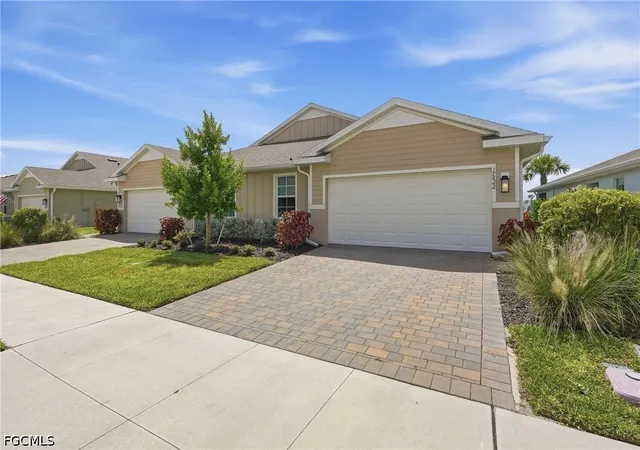 Photo 1 of Sale Pending at 17622 Wild Iris Ln, Punta Gorda, FL 33982 | MLS# 2026040640 | Listing updated on 2026-10-01