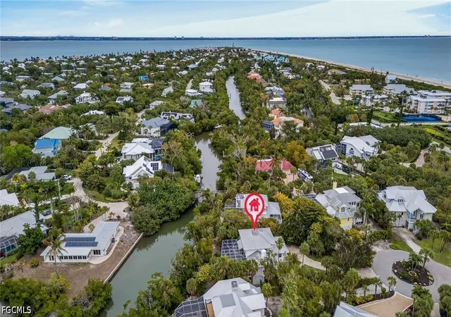 Photo 2 of Single family home for sale at 927 Almas Ct, Sanibel, FL 33957 | MLS# 2026040650 | Listing updated on 2026-10-05