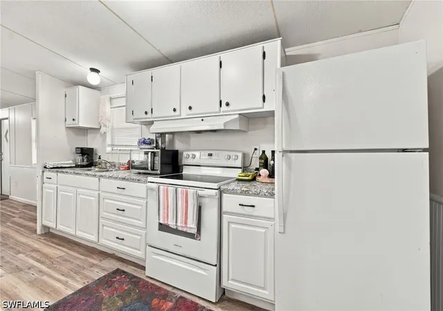 Photo 4 of Single family home for sale at 1241 S Lopez Ln, Chokoloskee, FL 34138 | MLS# 226033843 | Listing updated on 2026-10-03