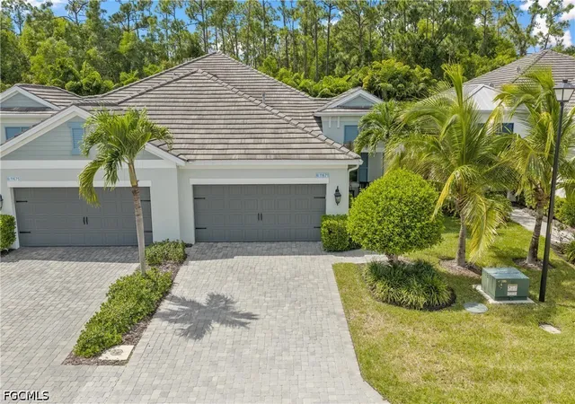 Photo 1 of Sale Pending at 11671 Solano Dr, Fort Myers, FL 33966 | MLS# 2026040661 | Listing updated on 2026-10-07