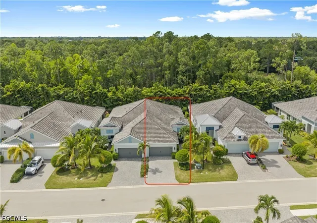 Photo 2 of Sale Pending at 11671 Solano Dr, Fort Myers, FL 33966 | MLS# 2026040661 | Listing updated on 2026-10-07
