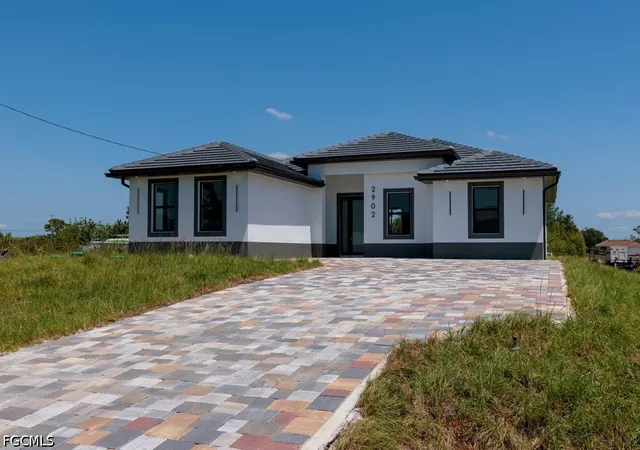 Photo 2 of Single family home for sale at 1010 Wagner Ave, Lehigh Acres, FL 33972 | MLS# 2026040664 | Listing updated on 2026-09-29