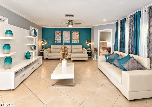 Photo 2 of Single family home for sale at 5550 New Pine Lake Dr, Fort Myers, FL 33907 | MLS# 2026040710 | Listing updated on 2026-10-02