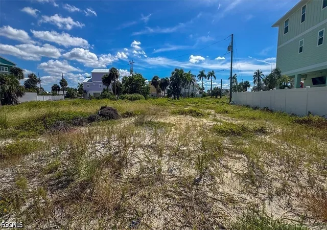 Land for sale at 100/104 Jefferson St, Fort Myers Beach, FL 33931 | MLS# 2026040720
