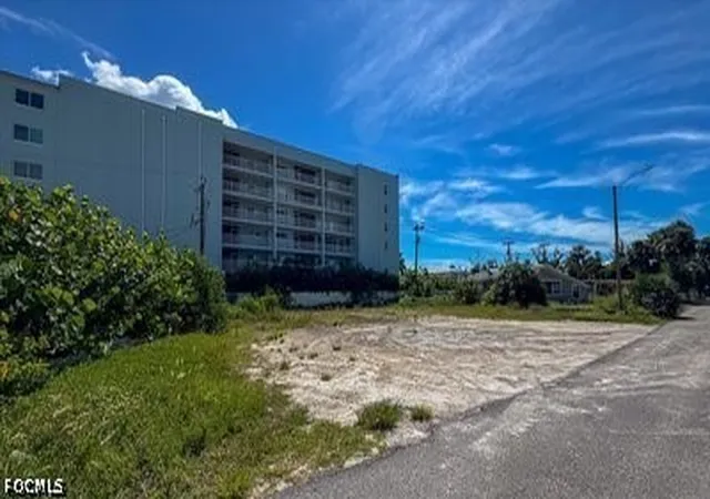 Land for sale at 292 Fairweather Ln, Fort Myers Beach, FL 33931 | MLS# 2026040722
