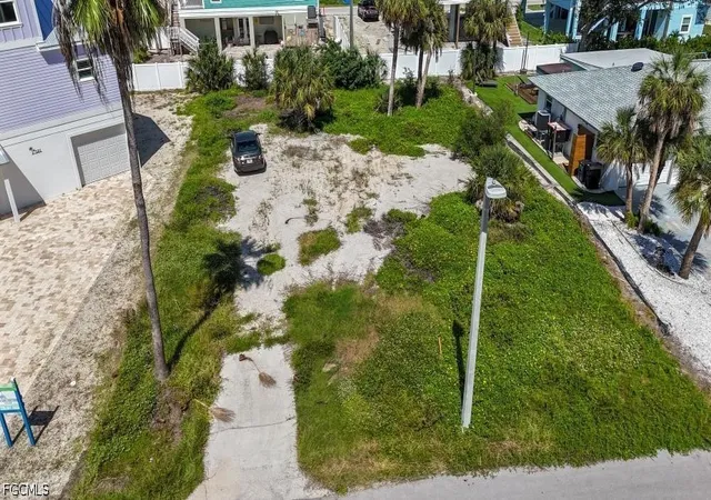Photo 2 of Land for sale at 131 Mid Is Dr, Fort Myers Beach, FL 33931 | MLS# 2026040725 | Listing updated on 2026-10-07