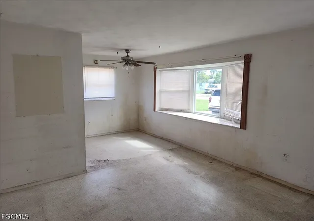Photo 3 of Single family home for sale at 3222 Royal Palm Ave, Fort Myers, FL 33901 | MLS# 2026040769 | Listing updated on 2026-09-28