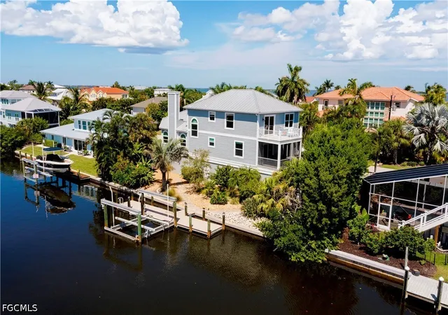 Photo 4 of Single family home for sale at 1503 Angel Dr, Sanibel, FL 33957 | MLS# 2026040790 | Listing updated on 2026-10-06