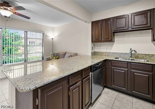 Listing Photo 5 - Condo for sale in building located at 6890 Sandtrap Dr, Fort Myers, FL 33919 - Unit #3