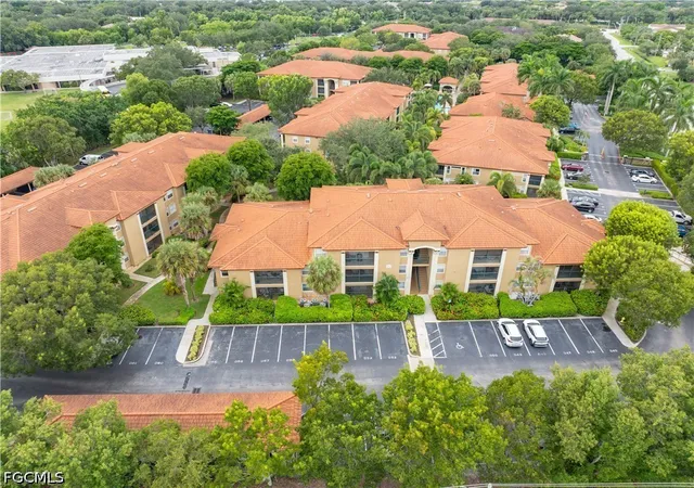 Photo 2 of Condo for sale at 8930 Colonnades Ct E #616, Bonita Springs, FL 34135 | MLS# 2026040812 | Listing updated on 2026-10-08