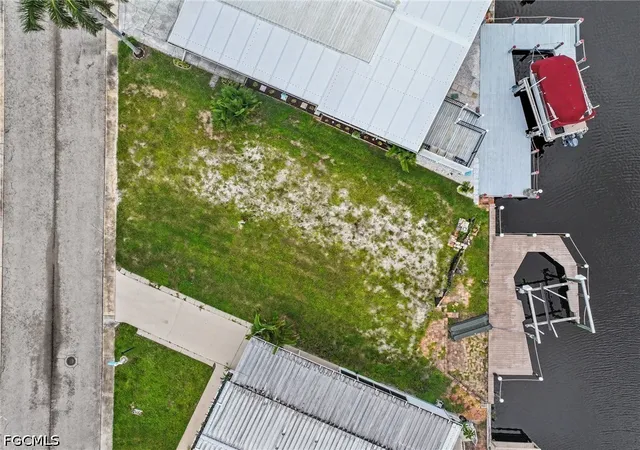 Photo 1 of Land for sale at 17781 Eglantine Ln, Fort Myers Beach, FL 33931 | MLS# 2026040821 | Listing updated on 2026-10-01