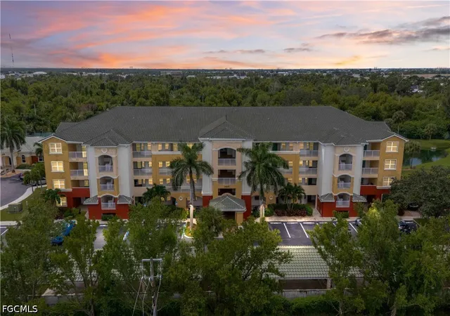 Photo 2 of Condo for sale at 11041 Gulf Reflections Dr #206, Fort Myers, FL 33908 | MLS# 2026040859 | Listing updated on 2026-10-08