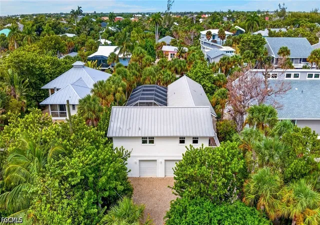 Single family home for sale at 721 Cardium St, Sanibel, FL 33957 | MLS# 2026040866