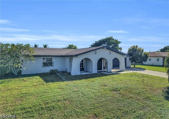 Photo 3 of Single family home for sale at 502 Parkside St, Lehigh Acres, FL 33936 | MLS# 2026040906 | Listing updated on 2026-10-03