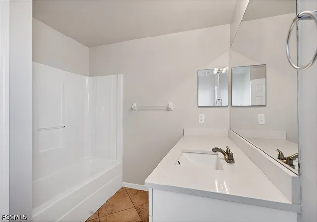 Photo 4 of Single family home for sale at 2035 NE 8th Place, Cape Coral, FL 33909 | MLS# 2026040909 | Listing updated on 2026-10-27