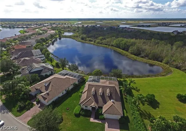 Photo 3 of Condo for sale at 3336 Apple Blossom Dr, Alva, FL 33920 | MLS# 2026040927 | Listing updated on 2026-10-06