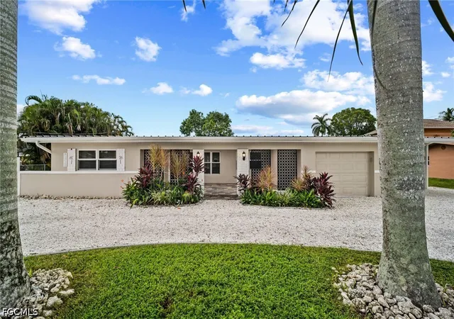 Photo 2 of Single family home for sale at 315 Georgia Ave, Fort Myers, FL 33905 | MLS# 2026040939 | Listing updated on 2026-10-08