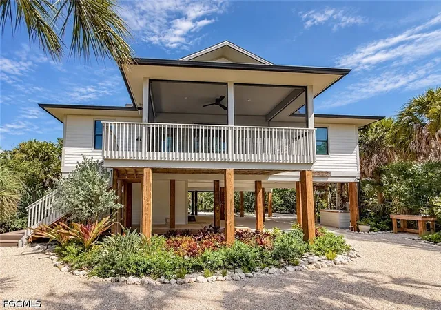 Photo 1 of Single family home for sale at 4470 Seagrape Bnd Dr, Captiva, FL 33924 | MLS# 2026040980 | Listing updated on 2026-10-08