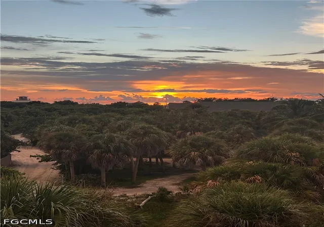 Photo 34 of Single family home for sale at 4470 Seagrape Bnd Dr, Captiva, FL 33924 | MLS# 2026040980 | Listing updated on 2026-10-08
