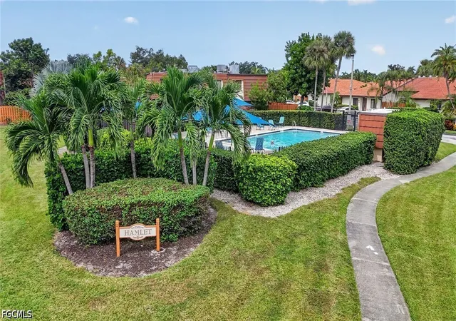 Photo 1 of Townhouse for sale at 1428 Park Shore Cir #4, Fort Myers, FL 33901 | MLS# 2026040996 | Listing updated on 2026-10-08