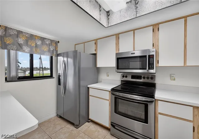 Photo 3 of Sale Pending at 423 Cape Coral Pkwy W #202, Cape Coral, FL 33914 | MLS# 2026041030 | Listing updated on 2026-10-05