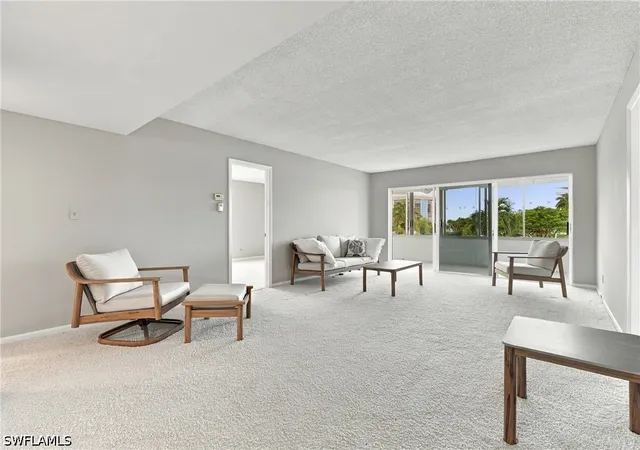 Listing Photo 5 - Condo for sale in building located at 3410 Gulf Shore Blvd N, Naples, FL 34103 - Unit #304