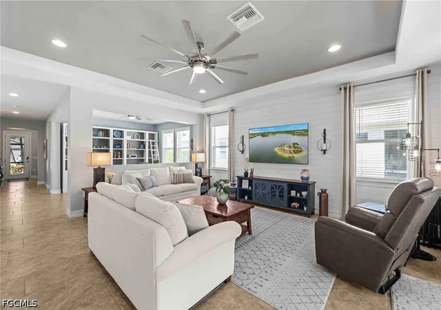 Photo 3 of Single family home for sale at 3069 Amadora Cir, Cape Coral, FL 33909 | MLS# 2026041047 | Listing updated on 2026-10-05