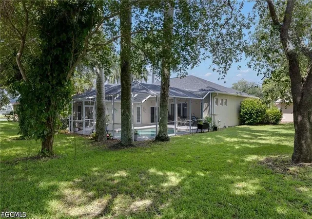Photo 2 of Single family home for sale at 9171 Thyme Ct, Fort Myers, FL 33919 | MLS# 2026041057 | Listing updated on 2026-10-05