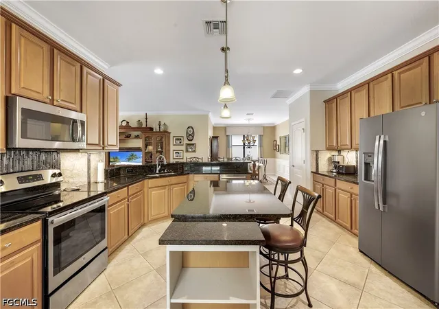 Photo 1 of Single family home for sale at 20377 Black Tree Ln, Estero, FL 33928 | MLS# 2026041071 | Listing updated on 2026-10-08