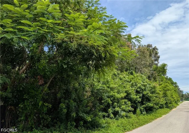 Photo 2 of Land for sale at 6733 Fairview St, Fort Myers, FL 33966 | MLS# 2026041074 | Listing updated on 2026-10-05